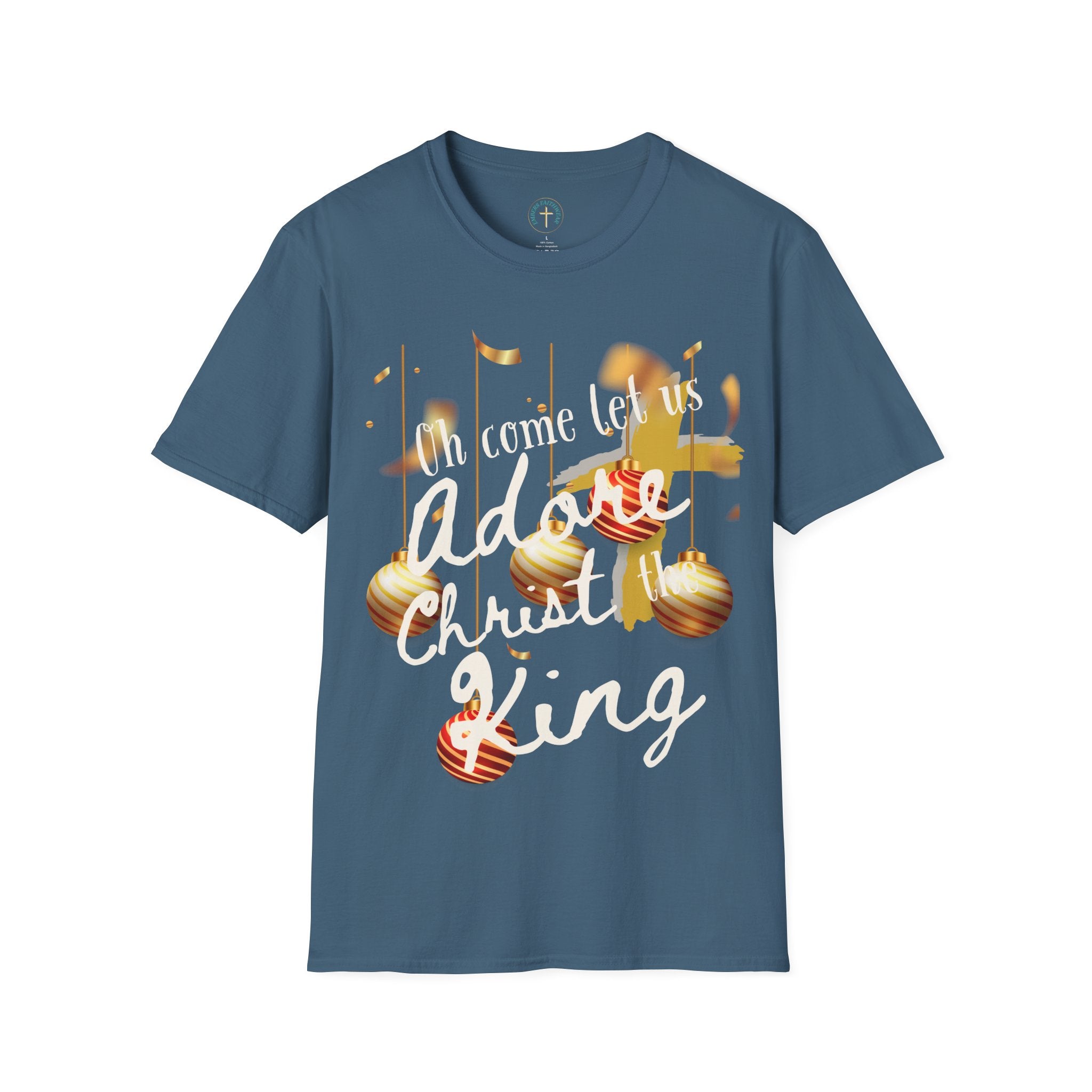 Adore Christ the king v5. T-Shirt