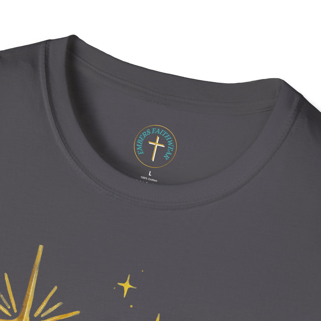 Adore Christ the king v4. T-Shirt