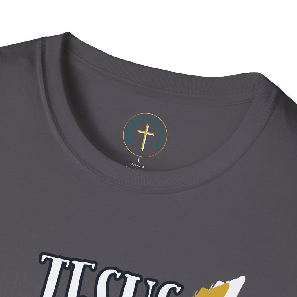 Jesus is my Valentines (1). T-Shirt