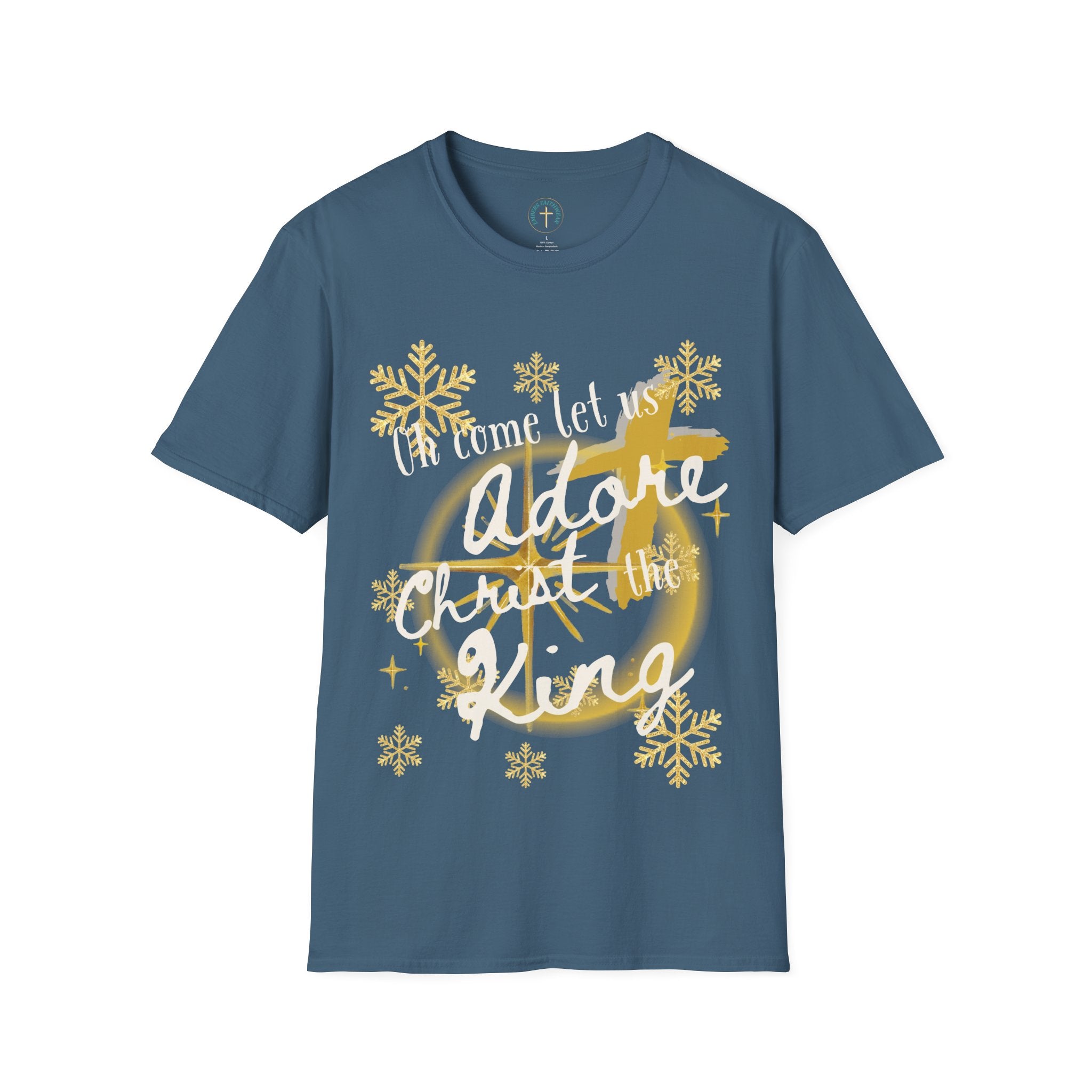 Adore Christ the king v3. T-Shirt