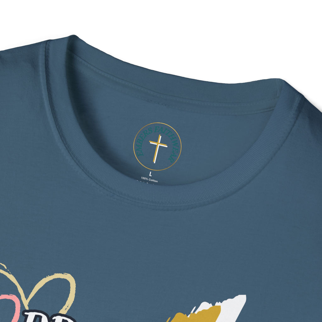 Praying together, Growing together. T-Shirt