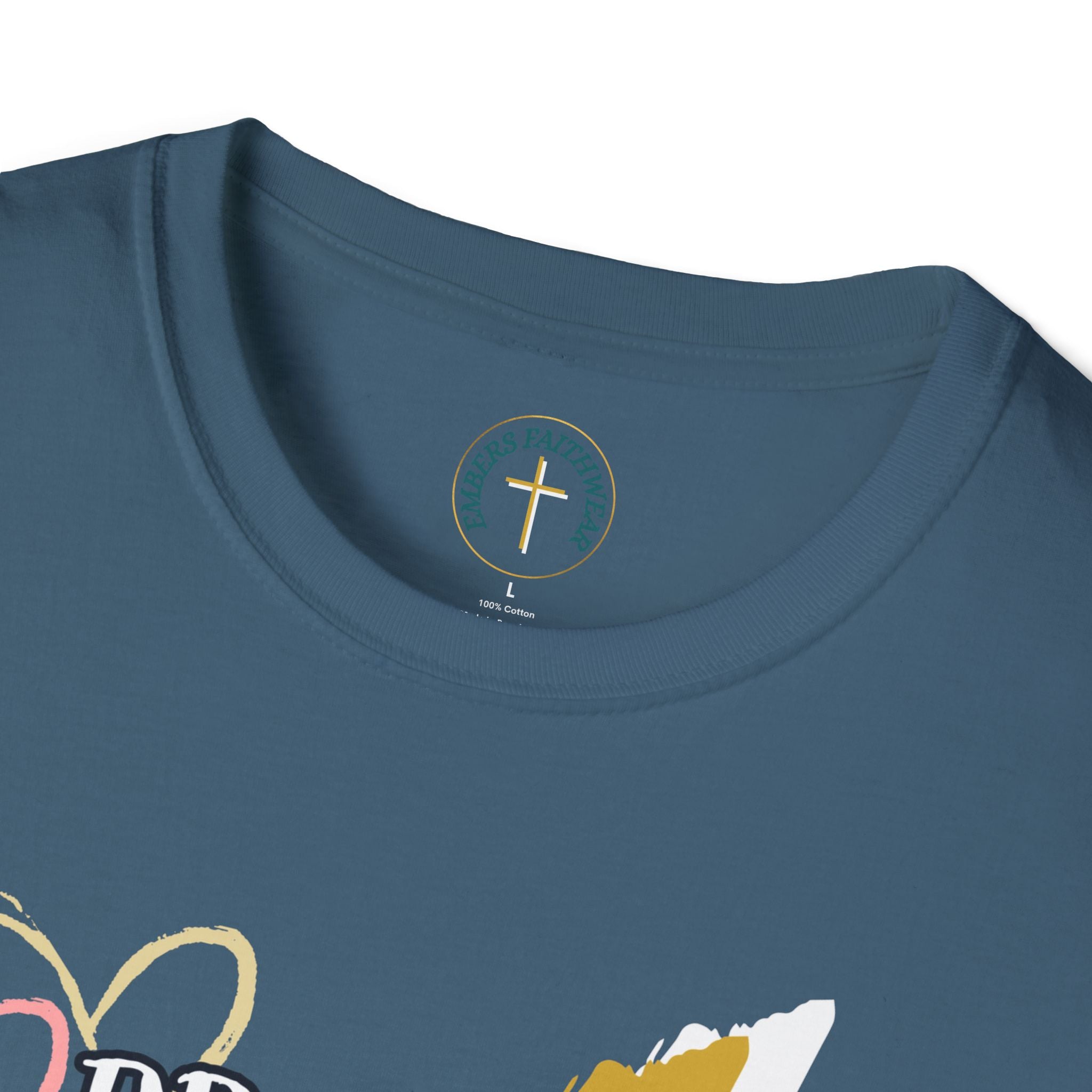 Praying together, Growing together. T-Shirt